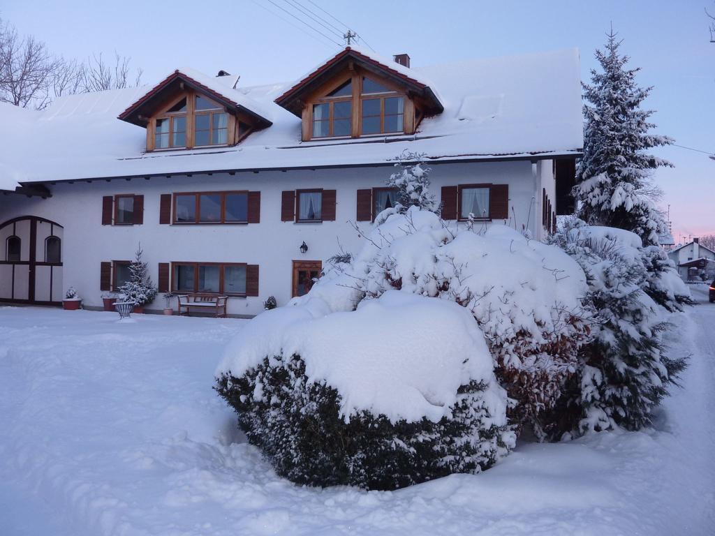 Apartamento Michlhof Oberostendorf Exterior foto